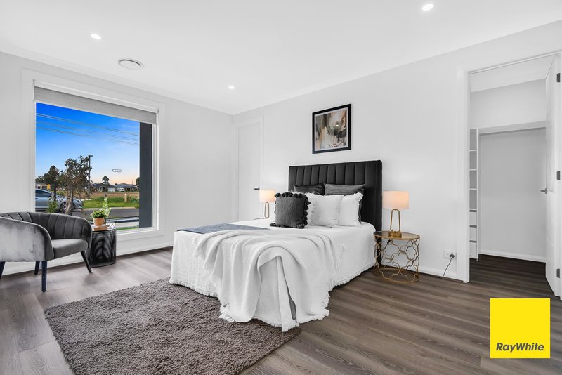 Photo - 75 Paskas Drive, Fraser Rise VIC 3336 - Image 3