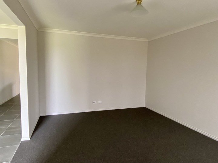 Photo - 75 Pembrey Loop, Cowes VIC 3922 - Image 2