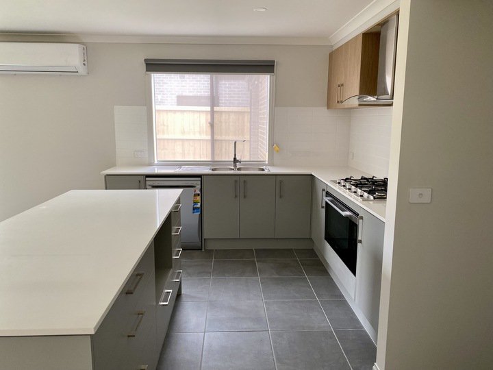 Photo - 75 Pembrey Loop, Cowes VIC 3922 - Image 6