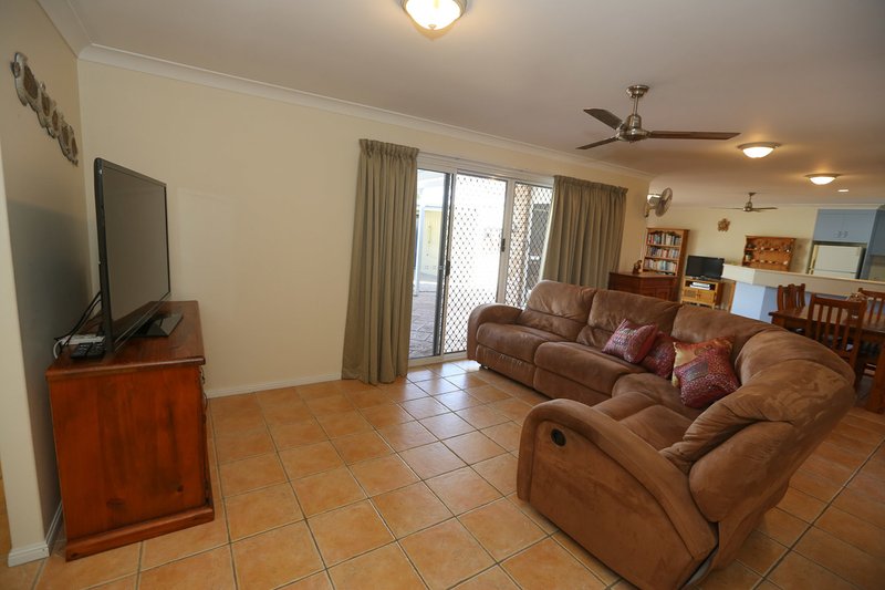 Photo - 75 Penda Avenue, New Auckland QLD 4680 - Image 6