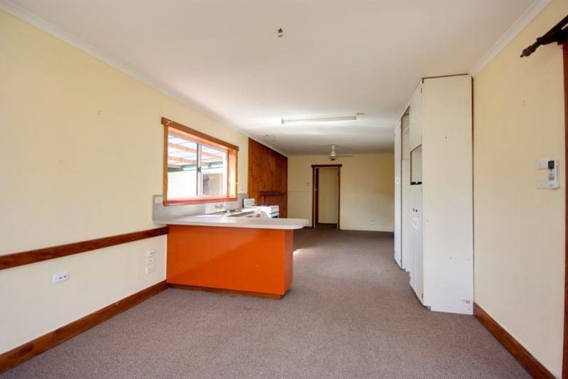 Photo - 75 Percival Street, Latrobe TAS 7307 - Image 3