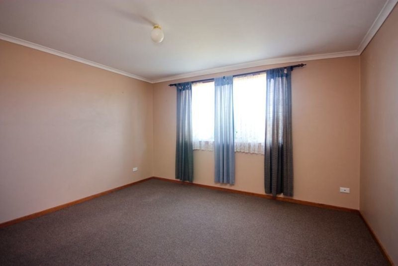 Photo - 75 Percival Street, Latrobe TAS 7307 - Image 5