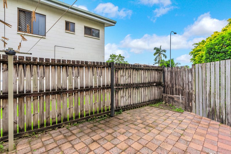 Photo - 7/5 Pioneer Street, Manoora QLD 4870 - Image 14