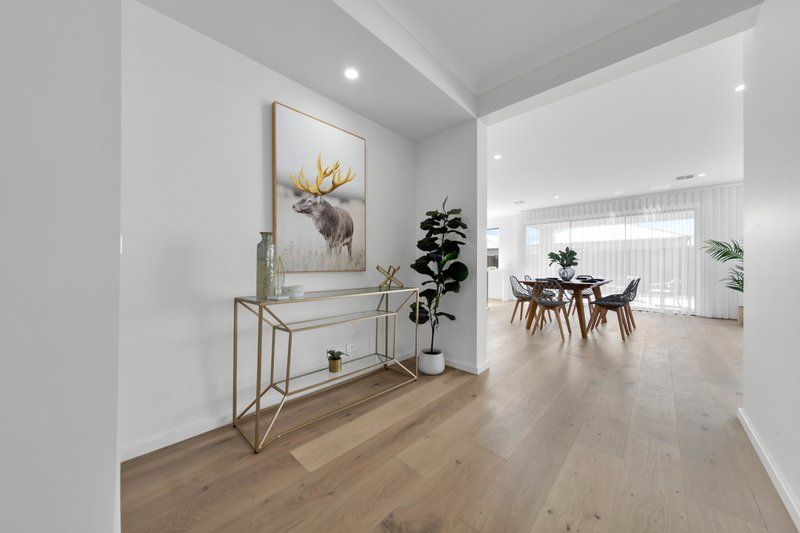 Photo - 75 Portobello Boulevard, Clyde North VIC 3978 - Image 6