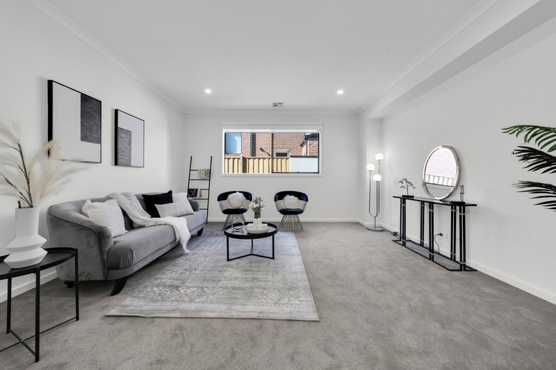 Photo - 75 Portobello Boulevard, Clyde North VIC 3978 - Image 8