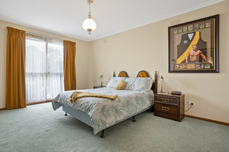 Photo - 75 Powell Drive, Hoppers Crossing VIC 3029 - Image 6