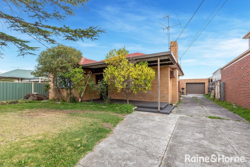 Photo - 75 Power Street, St Albans VIC 3021 - Image 2