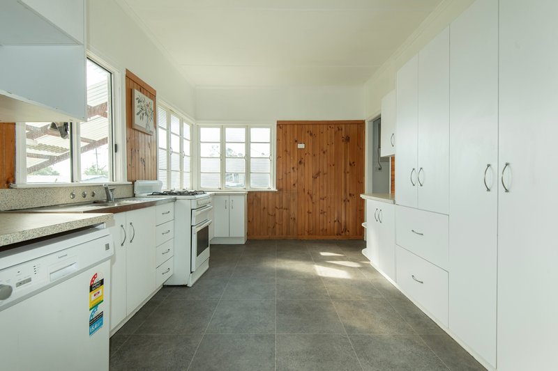 Photo - 75 Rainbow Street, Biloela QLD 4715 - Image 4