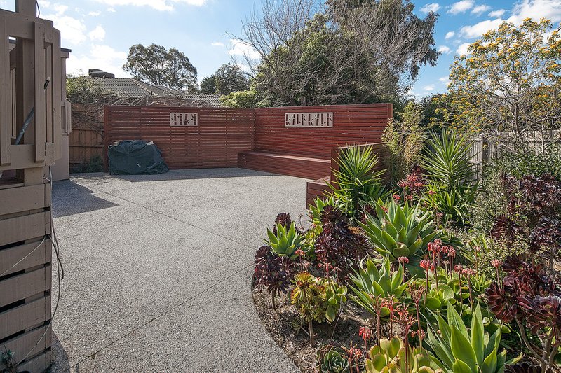 Photo - 75 Remington Drive, Glen Waverley VIC 3150 - Image 12