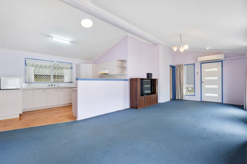 Photo - 75 Seagull Avenue, Fitzgibbon QLD 4018 - Image 3