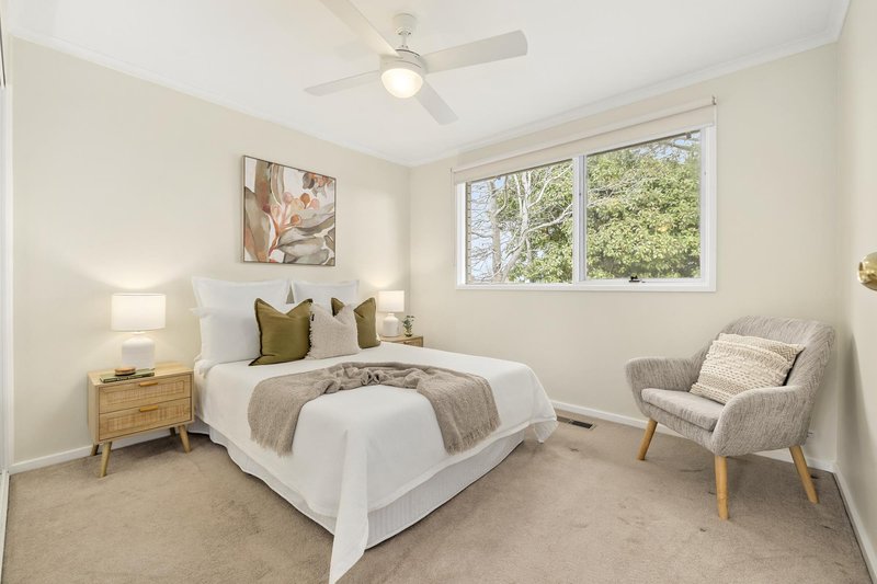 Photo - 75 Shakespeare Crescent, Fraser ACT 2615 - Image 4