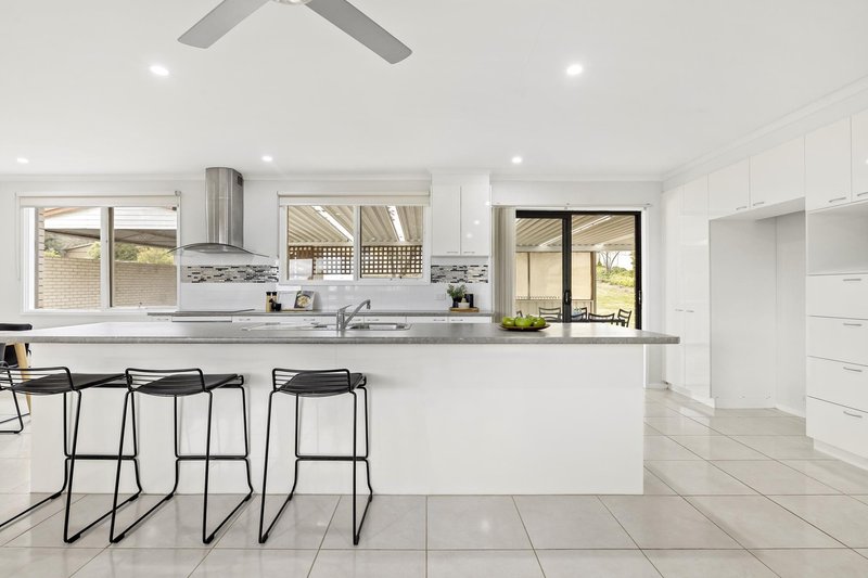 Photo - 75 Shakespeare Crescent, Fraser ACT 2615 - Image 8