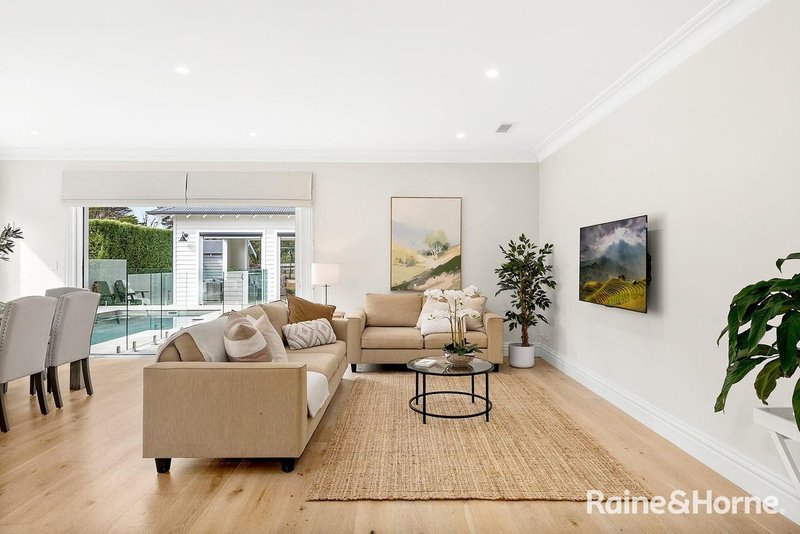 Photo - 75 Sir James Fairfax Circuit, Bowral NSW 2576 - Image 6