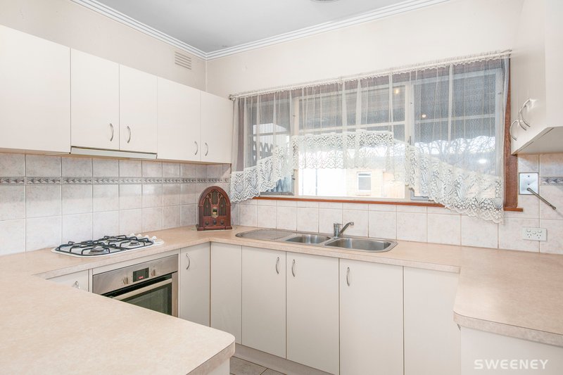 Photo - 75 Sixth Avenue, Altona North VIC 3025 - Image 9