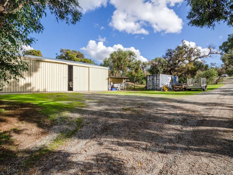 Photo - 75 The Fairways , Gnangara WA 6077 - Image 30