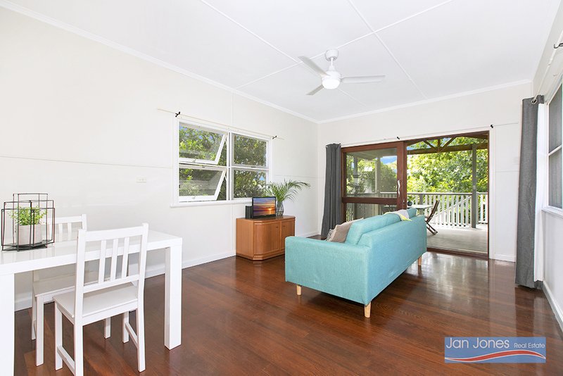 Photo - 75 Thomas Street, Clontarf QLD 4019 - Image 9