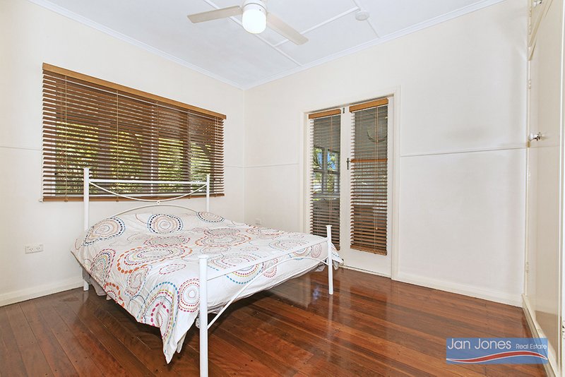 Photo - 75 Thomas Street, Clontarf QLD 4019 - Image 12