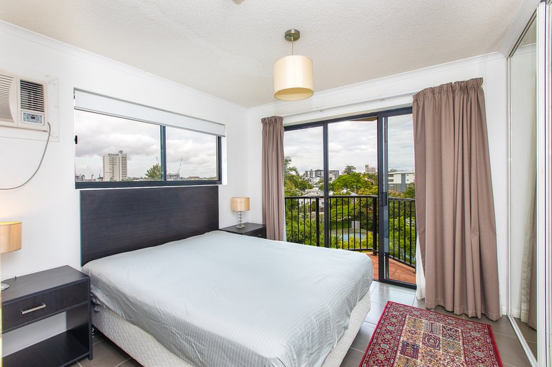 Photo - 75 Thorn Street, Kangaroo Point QLD 4169 - Image 5