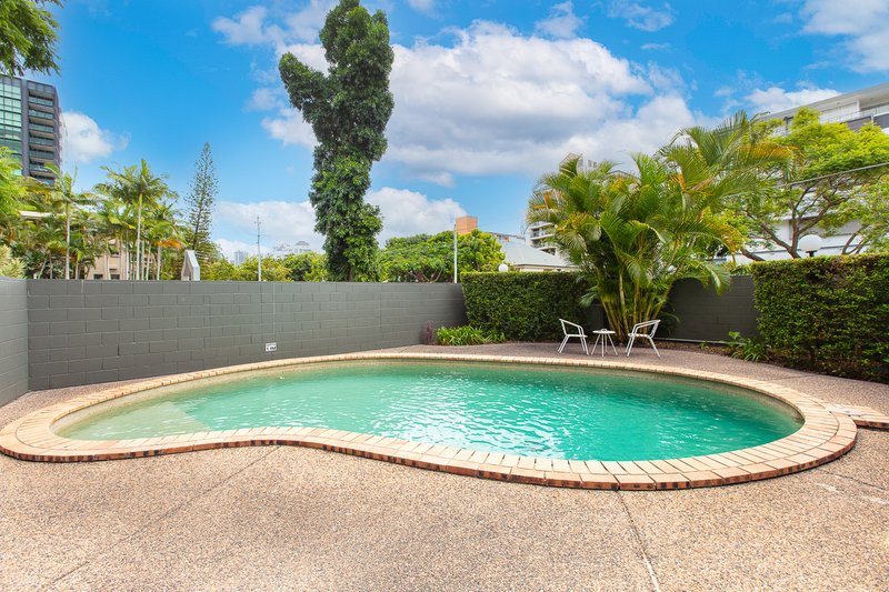 Photo - 75 Thorn Street, Kangaroo Point QLD 4169 - Image 8