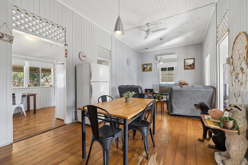 Photo - 75 Upper Dawson Road, Allenstown QLD 4700 - Image 3