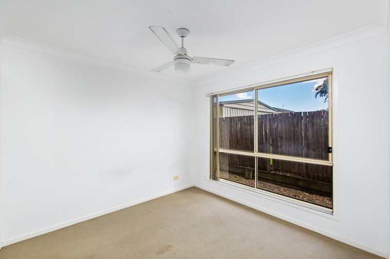 Photo - 75 Williams Street, Wakerley QLD 4154 - Image 4