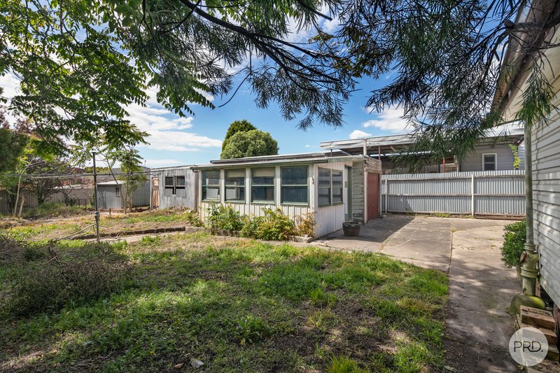 Photo - 75 Yarrowee Street, Sebastopol VIC 3356 - Image 10