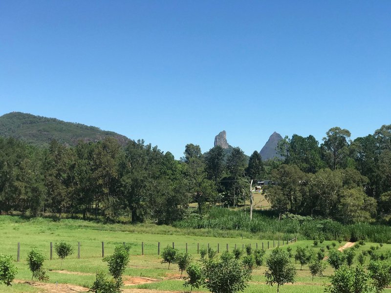 Photo - 75 Youngs Rd , Glass House Mountains QLD 4518 - Image 2