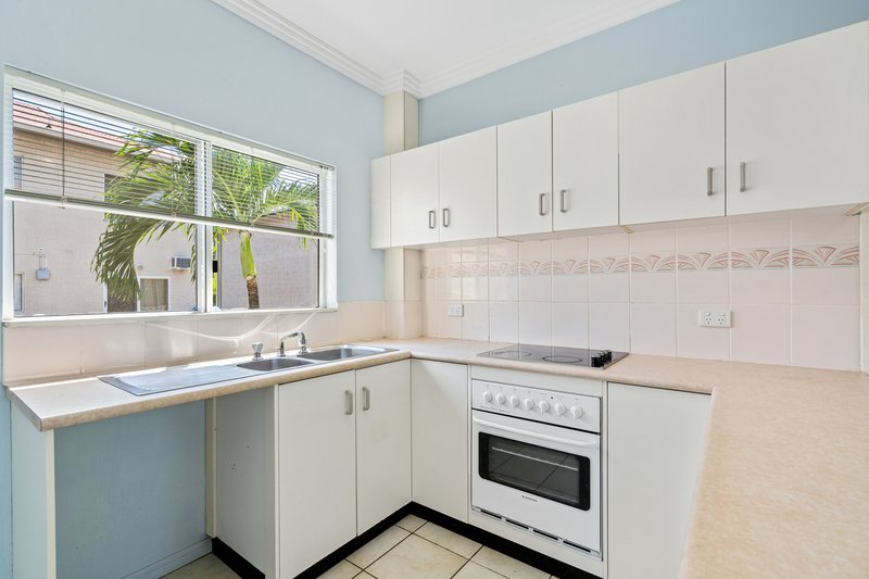 Photo - 7/50 Cairns Street, Cairns North QLD 4870 - Image 2