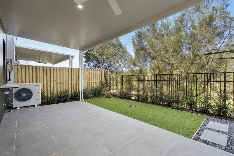 Photo - 75/1 Lake Serenity Boulevard, Helensvale QLD 4212 - Image 10