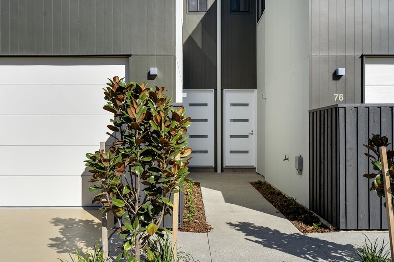 Photo - 75/1 Lake Serenity Boulevard, Helensvale QLD 4212 - Image 11