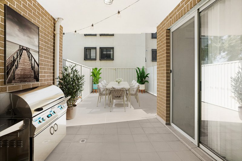 Photo - 7/51 Toongabbie Road, Toongabbie NSW 2146 - Image