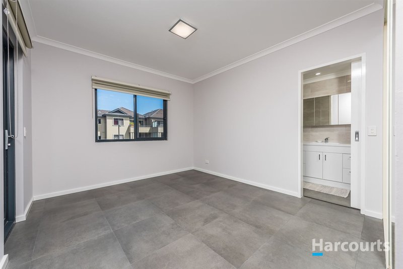 Photo - 75/12 Citadel Way, Currambine WA 6028 - Image 9