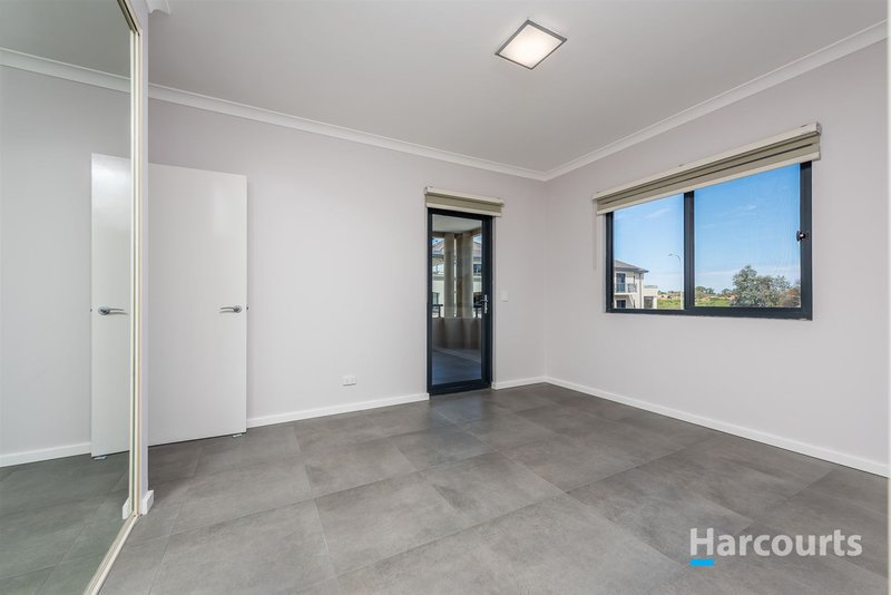 Photo - 75/12 Citadel Way, Currambine WA 6028 - Image 11