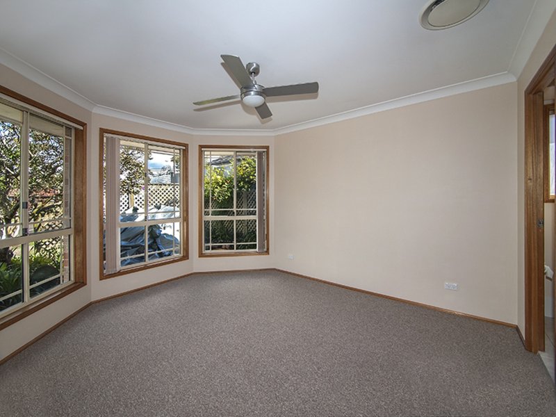 Photo - 751a Henry Lawson Drive, Picnic Point NSW 2213 - Image 7