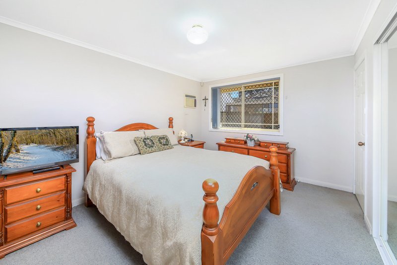 Photo - 7/52 Olive Street, Condell Park NSW 2200 - Image 5