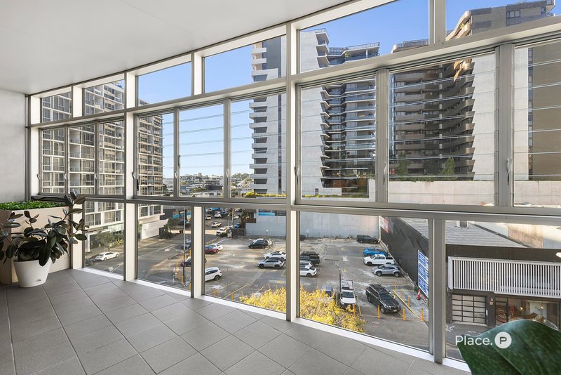 Photo - 752/1000 Ann Street, Fortitude Valley QLD 4006 - Image 4