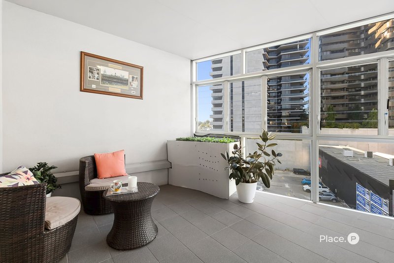 Photo - 752/1000 Ann Street, Fortitude Valley QLD 4006 - Image 5