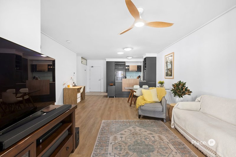 Photo - 752/1000 Ann Street, Fortitude Valley QLD 4006 - Image 7
