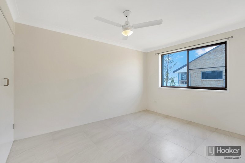 Photo - 7/530 Marine Parade, Biggera Waters QLD 4216 - Image 9