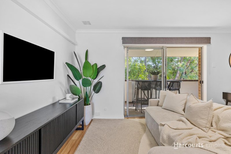 Photo - 7/54 Golf View Street, Yokine WA 6060 - Image 4