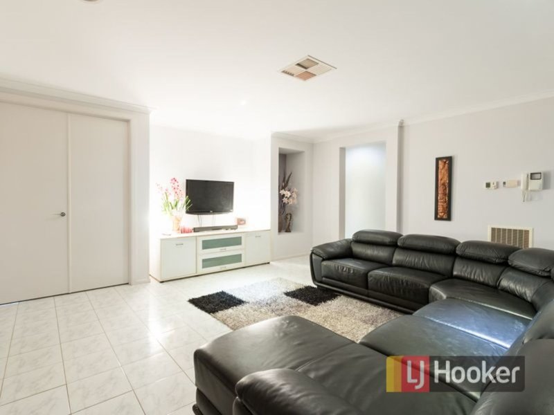 Photo - 755 Glasscocks Road, Narre Warren South VIC 3805 - Image 7