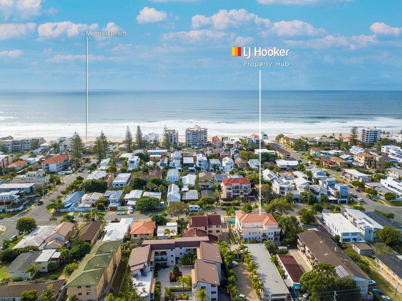 Photo - 7/58-60 Petrel Avenue, Mermaid Beach QLD 4218 - Image 16