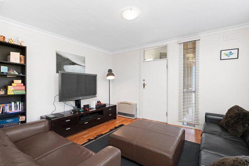 Photo - 7/58 Beach Road, Mentone VIC 3194 - Image 6