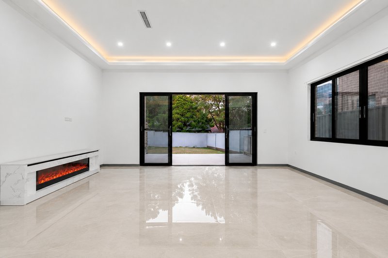 Photo - 75A Bassett Street, Hurstville NSW 2220 - Image 4