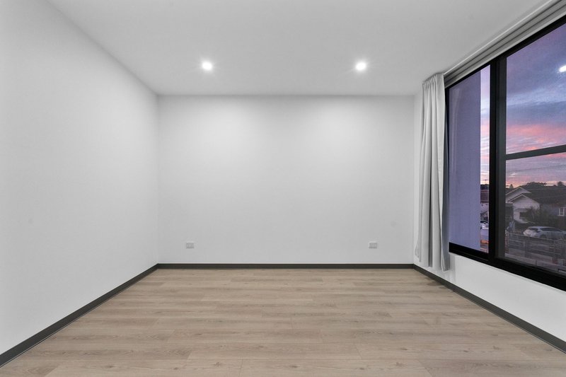 Photo - 75A Bassett Street, Hurstville NSW 2220 - Image 13