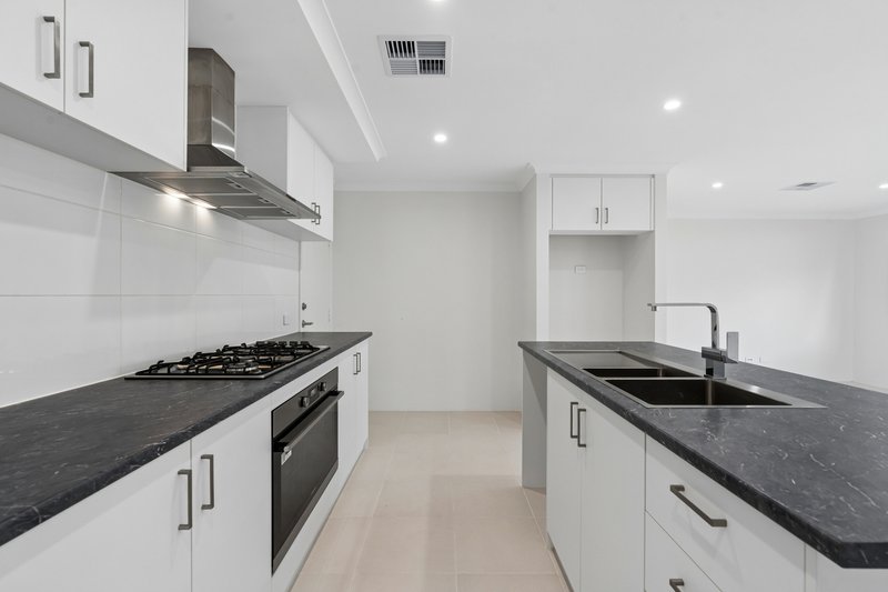 Photo - 75B Astley Street, Gosnells WA 6110 - Image 3