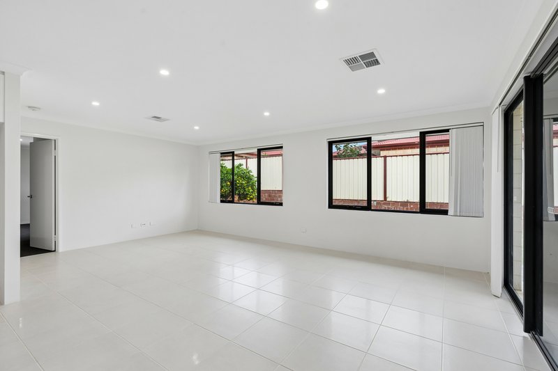 Photo - 75B Astley Street, Gosnells WA 6110 - Image 5