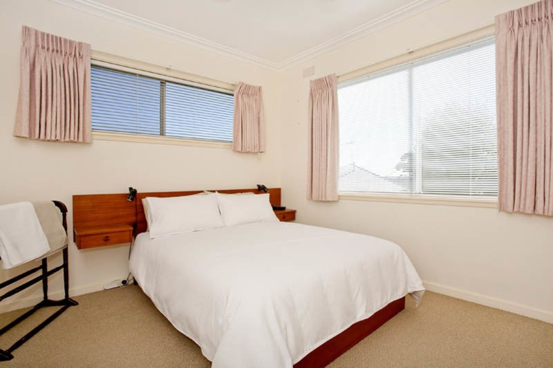 Photo - 76-78 Rennie Street, Lara VIC 3212 - Image 6