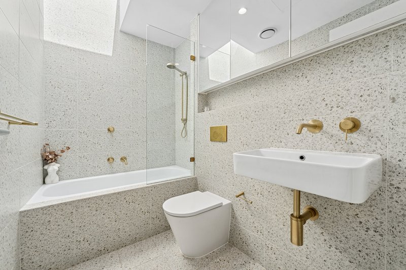 Photo - 7/6-8 Diamond Bay Road, Vaucluse NSW 2030 - Image 3