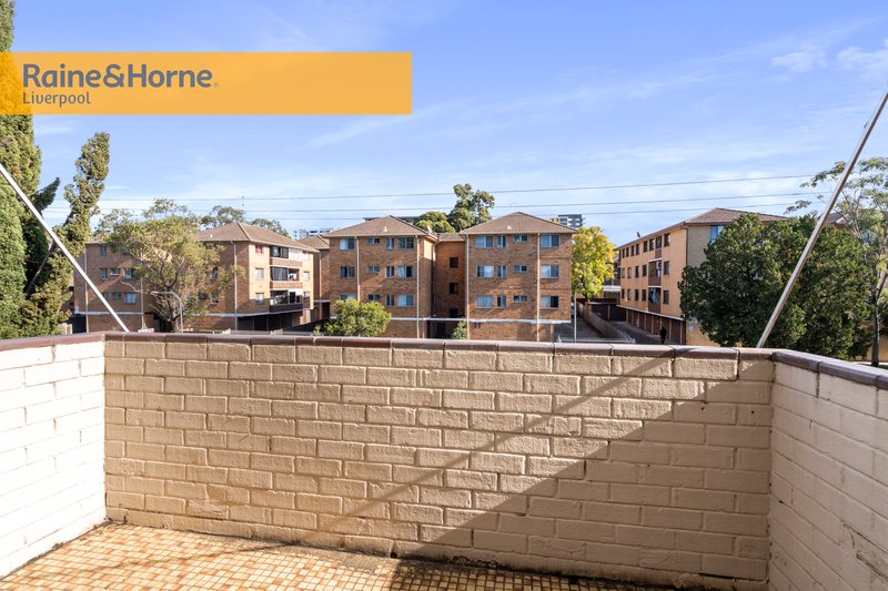 Photo - 7/6-8 Forbes Street, Warwick Farm NSW 2170 - Image 4